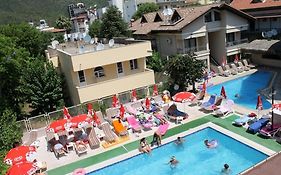 Bonjour Hotel