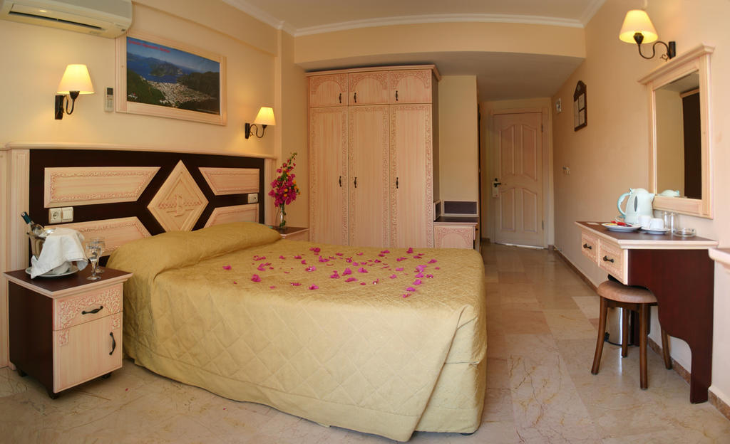 Bonjour Hotel Marmaris Zimmer foto